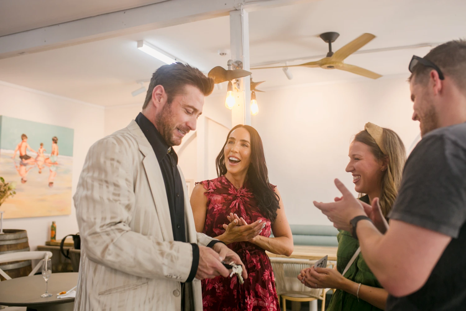 Close-Up Magic Show Tips: What Event Planners Need to Know — Sam Powers